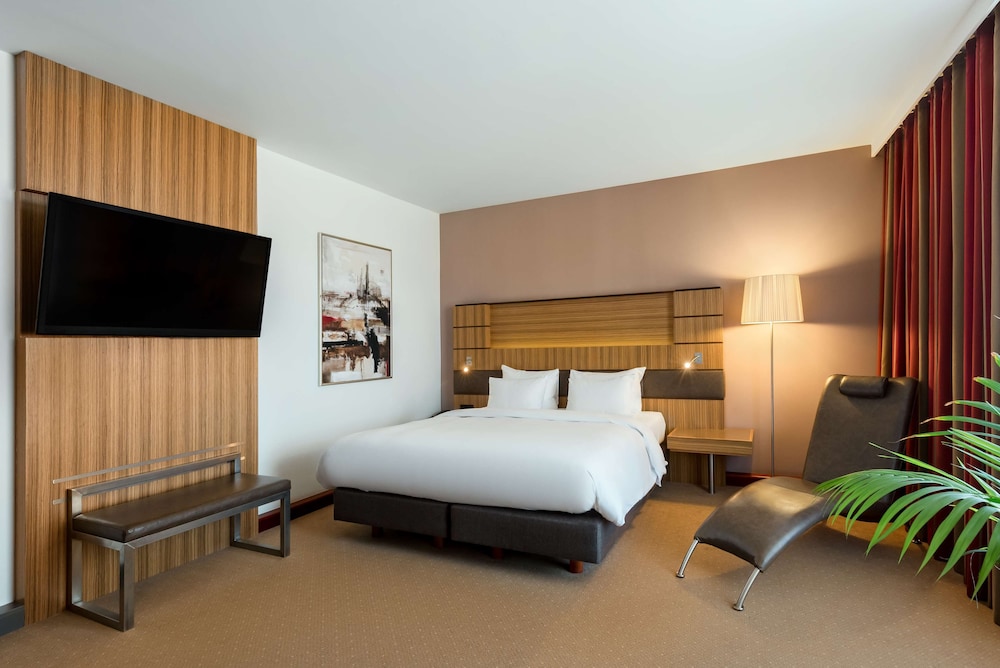 Radisson Blu Hotel, Krakow — Hotel rooms in Krakow, Lesser Poland