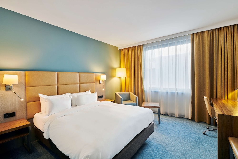 Radisson Blu Hotel, Krakow — Hotel rooms in Krakow, Lesser Poland