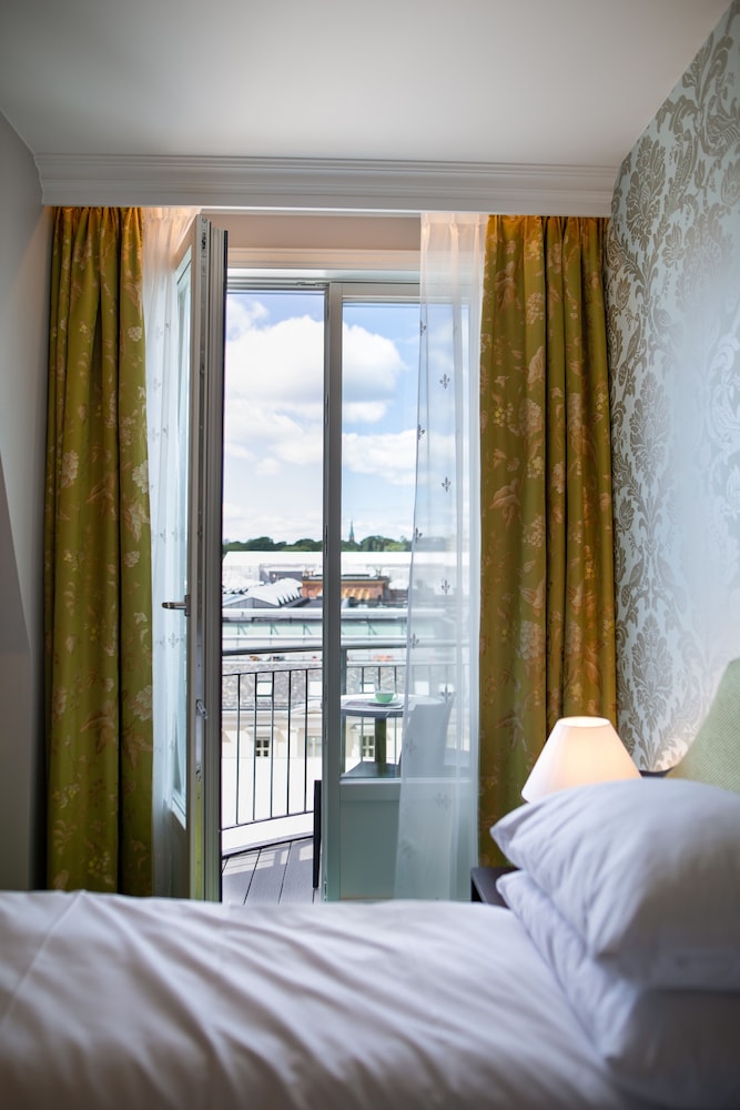 Hotel Bristol
