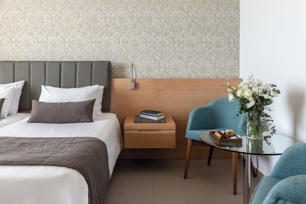 Royal Apollonia by Louis Hotels — Hotel rooms in Limassol, Limassol Region