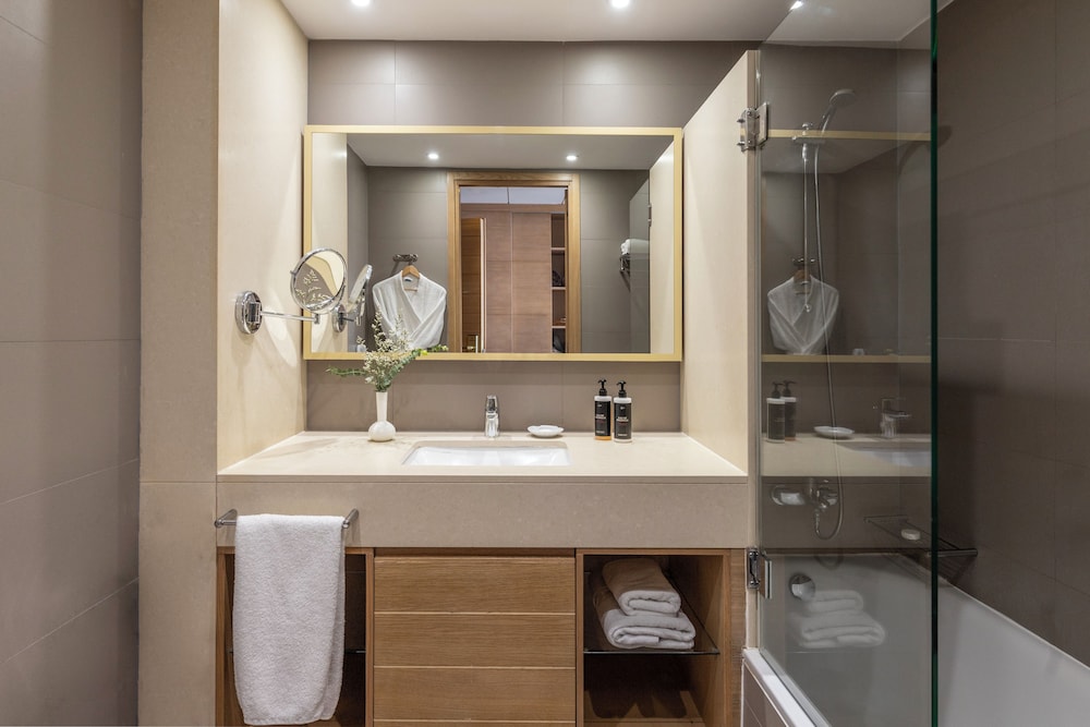 Royal Apollonia by Louis Hotels — Hotel rooms in Limassol, Limassol Region