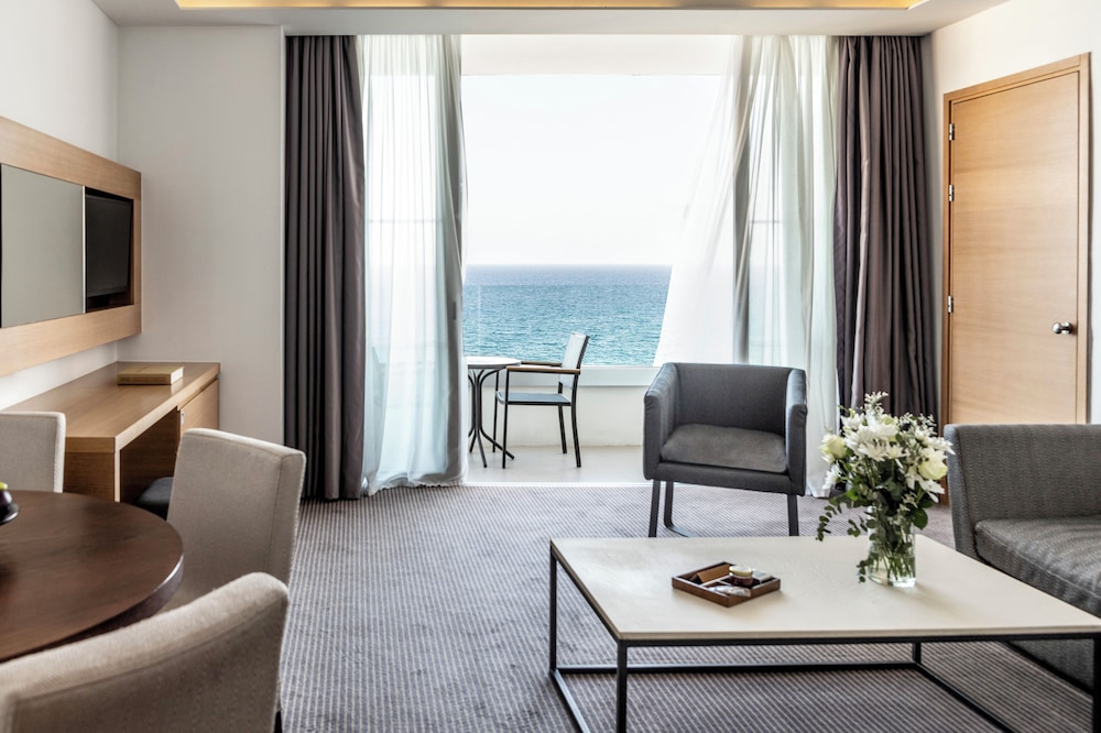 Royal Apollonia by Louis Hotels — Hotel rooms in Limassol, Limassol Region