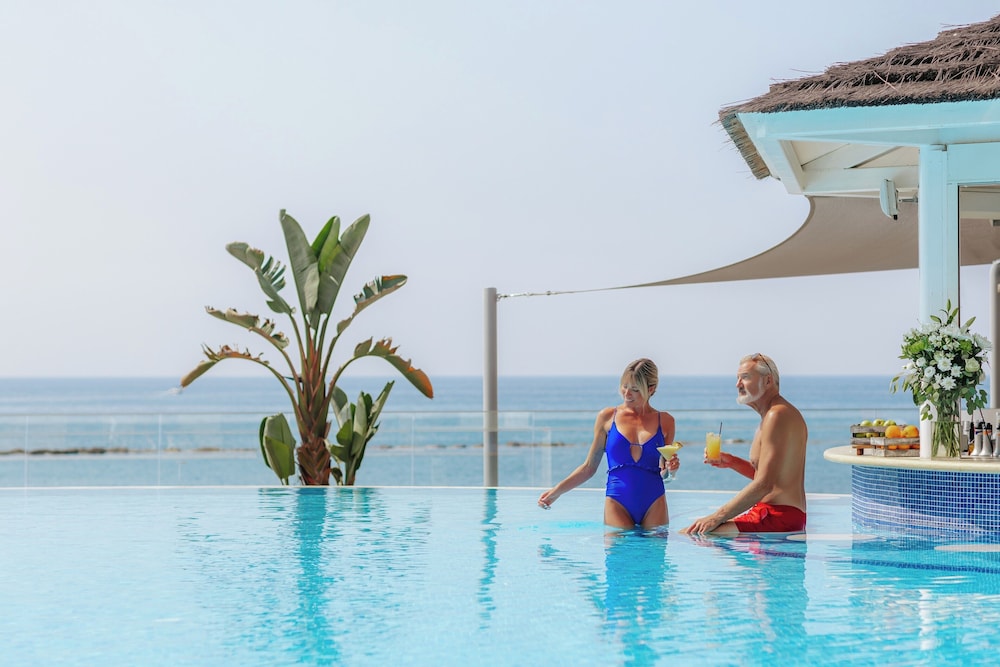 Royal Apollonia by Louis Hotels — Swimming pool in Limassol, Limassol Region