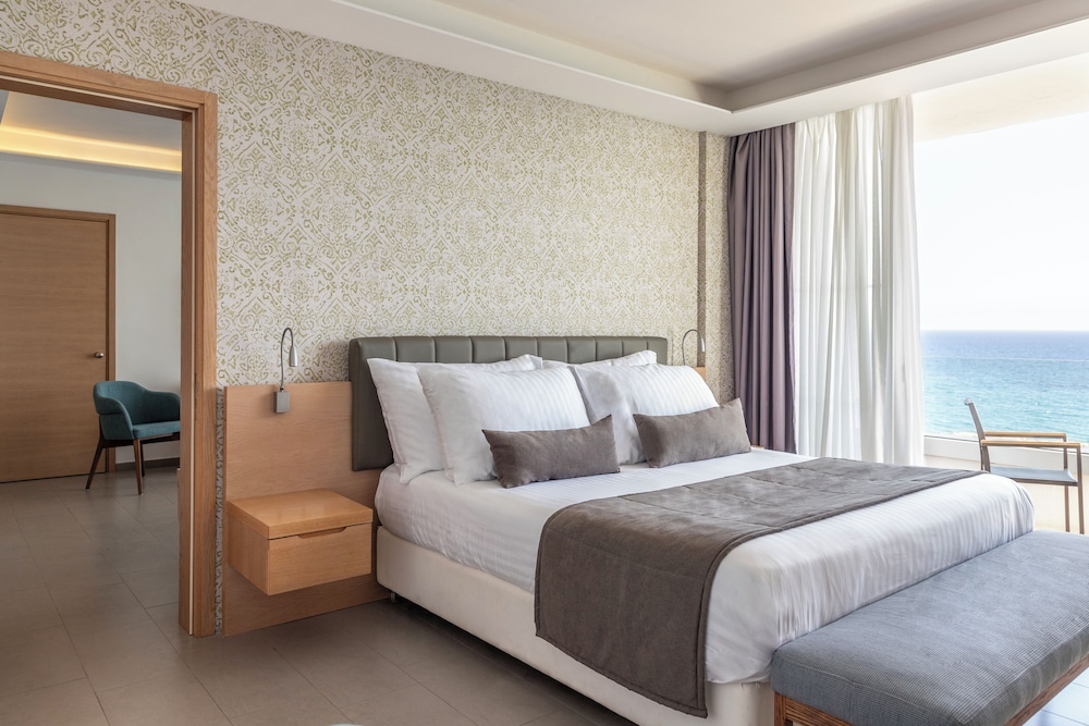 Royal Apollonia by Louis Hotels — Hotel rooms in Limassol, Limassol Region