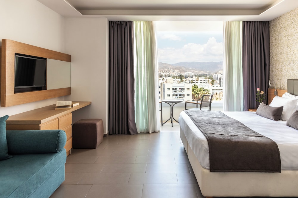 Royal Apollonia by Louis Hotels — Hotel rooms in Limassol, Limassol Region