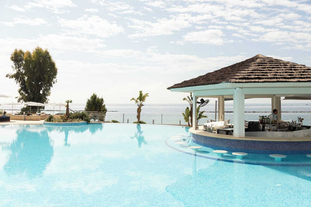 Royal Apollonia by Louis Hotels — Swimming pool in Limassol, Limassol Region