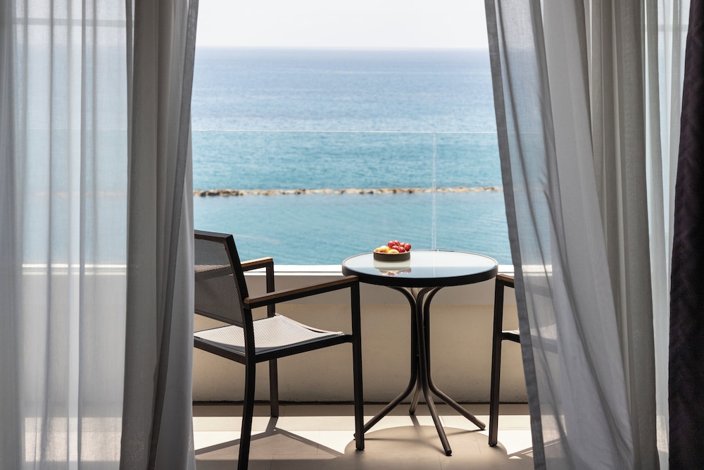 Royal Apollonia by Louis Hotels — Hotel rooms in Limassol, Limassol Region