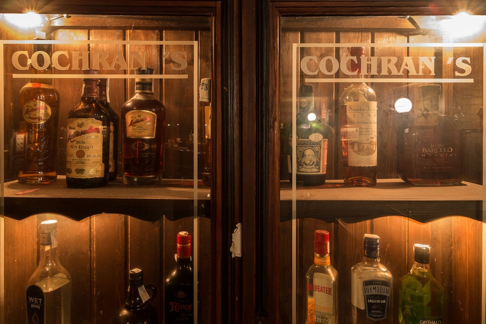 Toboso Apar-Turis — Restaurant & bars in Nerja, Andalusia