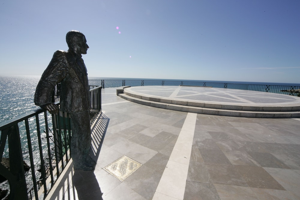 Toboso Apar-Turis — Attractions in the area in Nerja, Andalusia