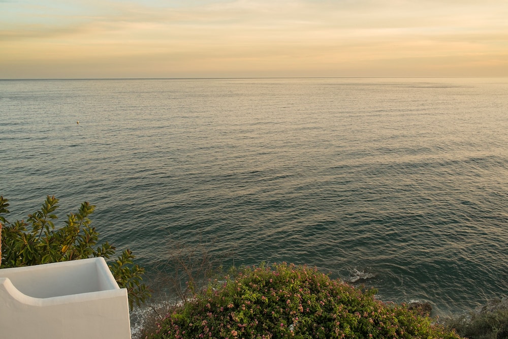 Toboso Apar-Turis — Attractions in the area in Nerja, Andalusia