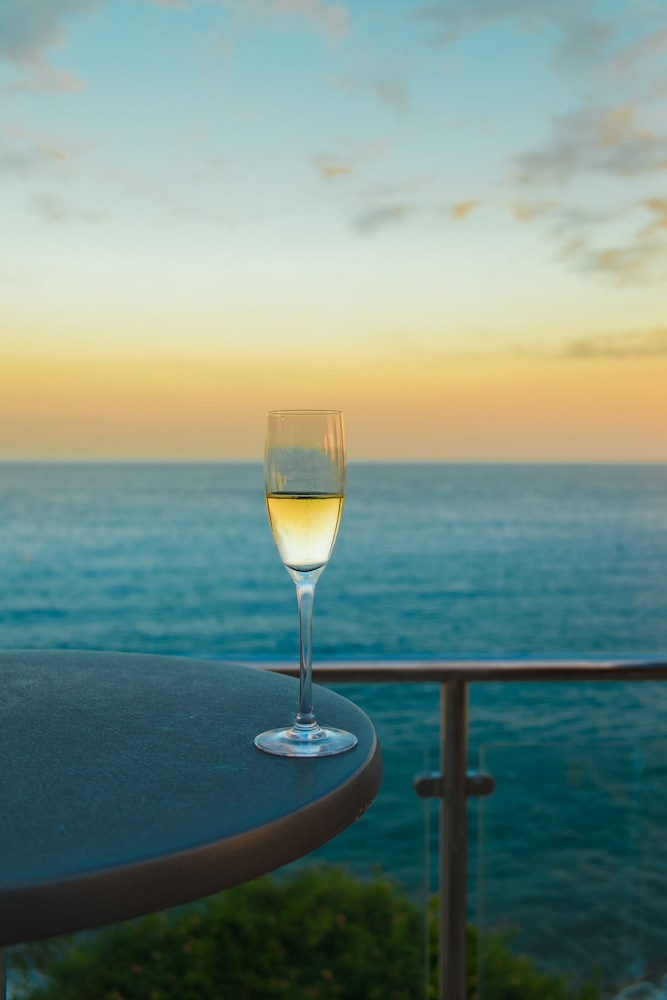 Toboso Apar-Turis — Restaurant & bars in Nerja, Andalusia