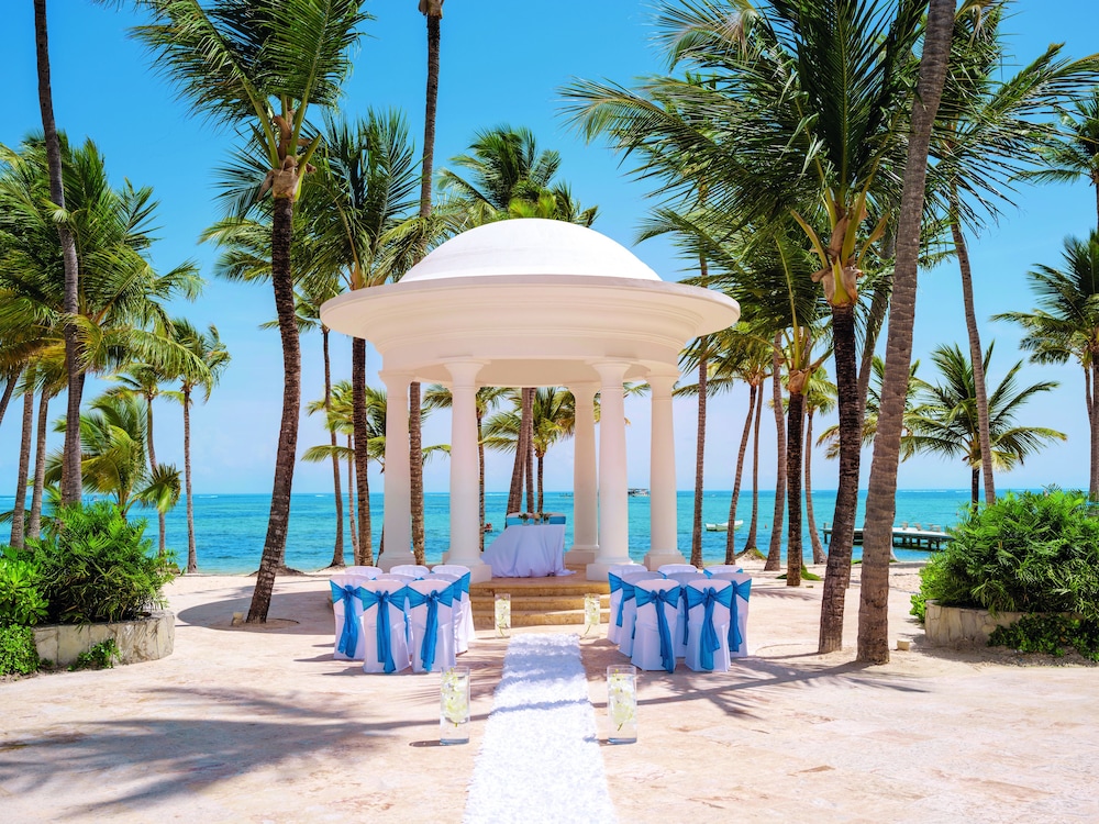 Barceló Bávaro Palace - All Inclusive — Beach in Bavaro, La Altagracia
