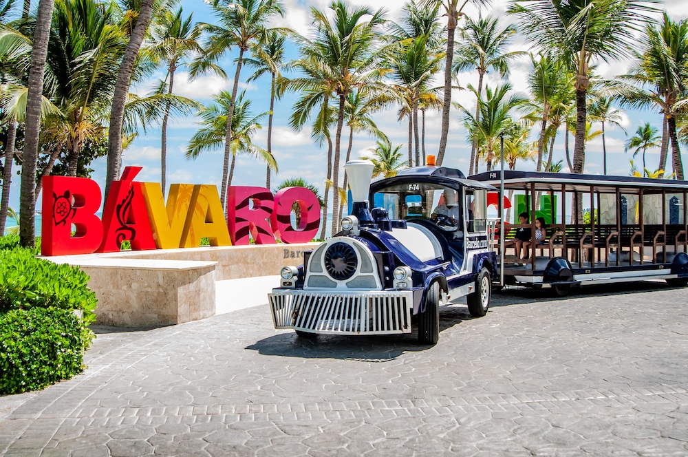 Barceló Bávaro Palace - All Inclusive — Attractions in the area in Bavaro, La Altagracia