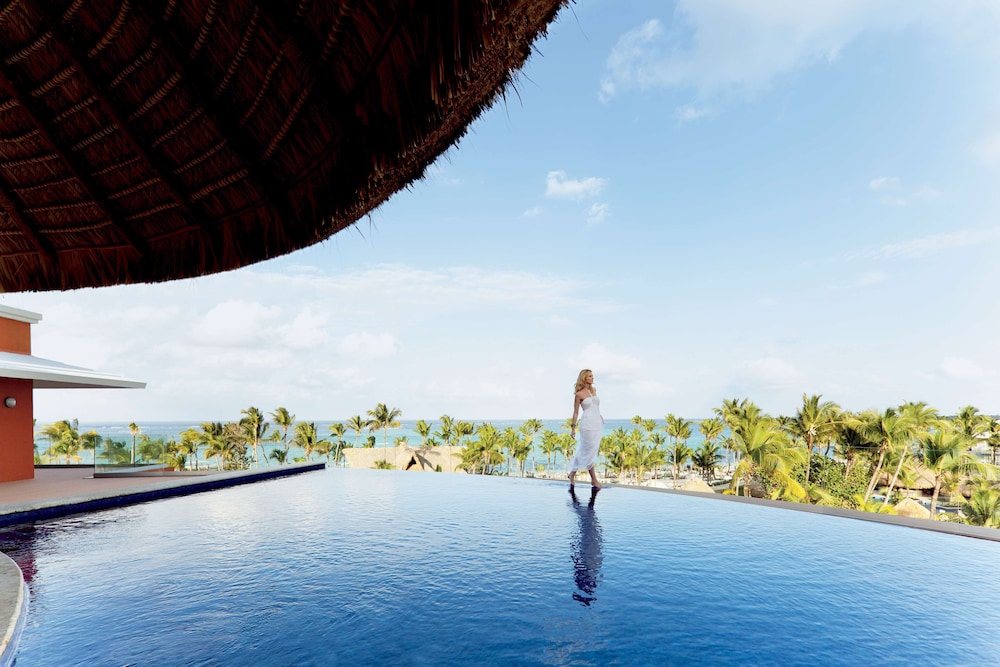 Barceló Bávaro Palace - All Inclusive — Swimming pool in Bavaro, La Altagracia