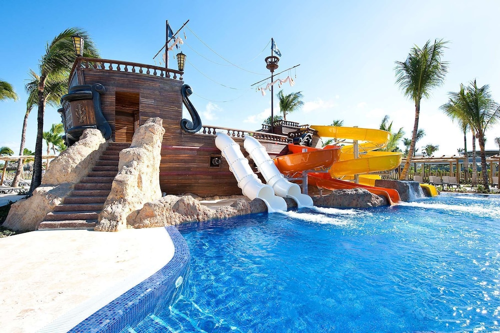Barceló Bávaro Palace - All Inclusive — Swimming pool in Bavaro, La Altagracia