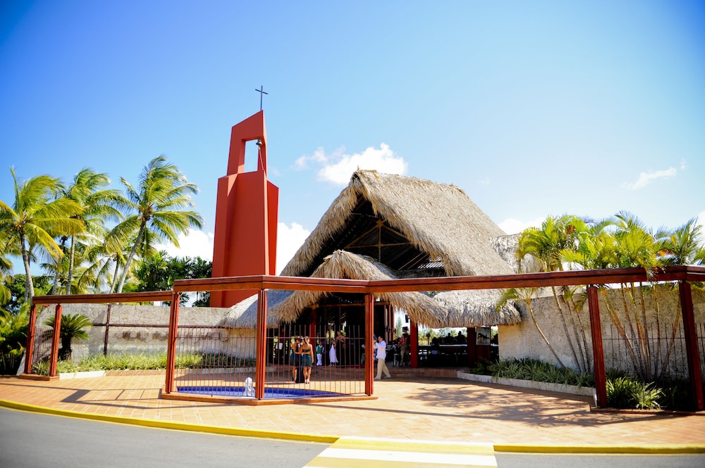 Barceló Bávaro Palace - All Inclusive — Attractions in the area in Bavaro, La Altagracia