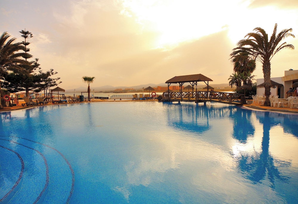 Barceló Fuerteventura Castillo — Pool in Costa de Antigua, Canary Islands