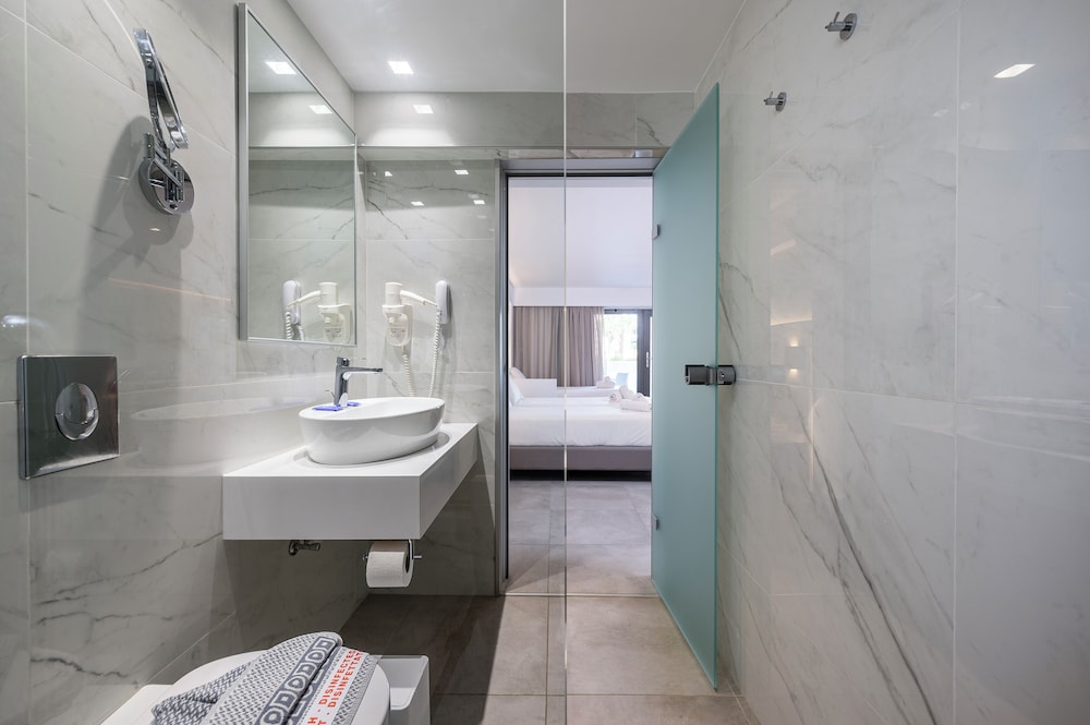 Apollon Kos — Hotel rooms in Kos Town, South Aegean