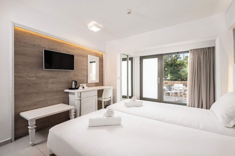 Apollon Kos — Hotel rooms in Kos Town, South Aegean