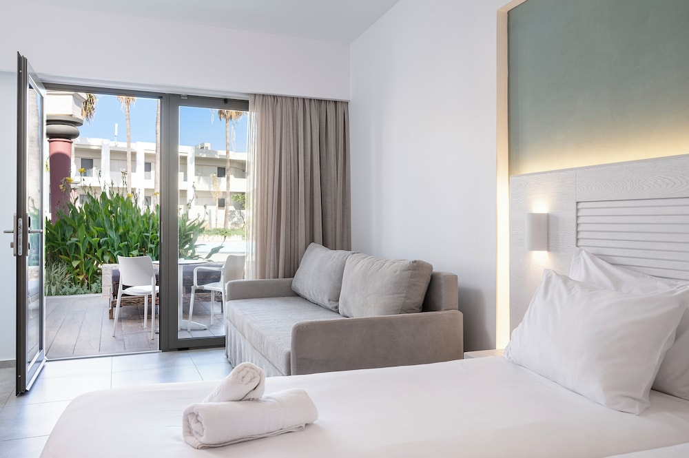 Apollon Kos — Hotel rooms in Kos Town, South Aegean