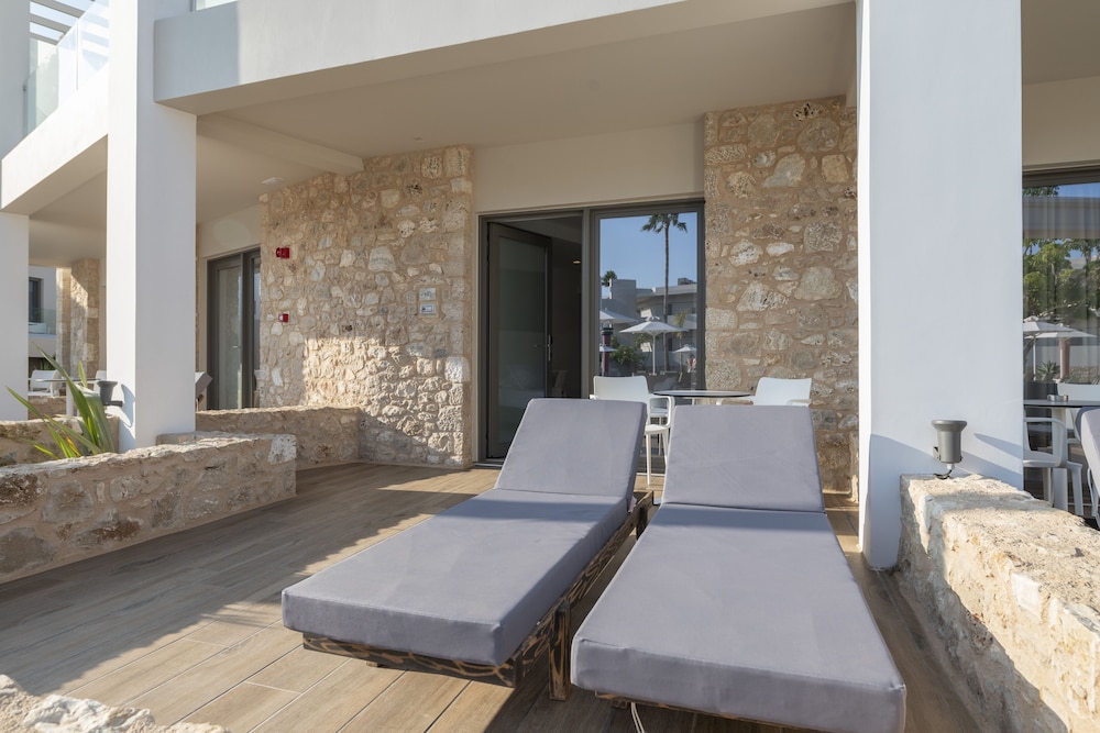 Apollon Kos — Hotel building in Kos Town, South Aegean