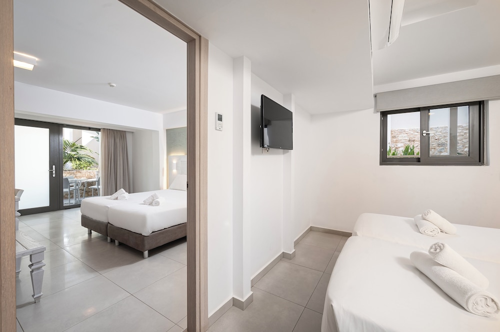 Apollon Kos — Hotel rooms in Kos Town, South Aegean