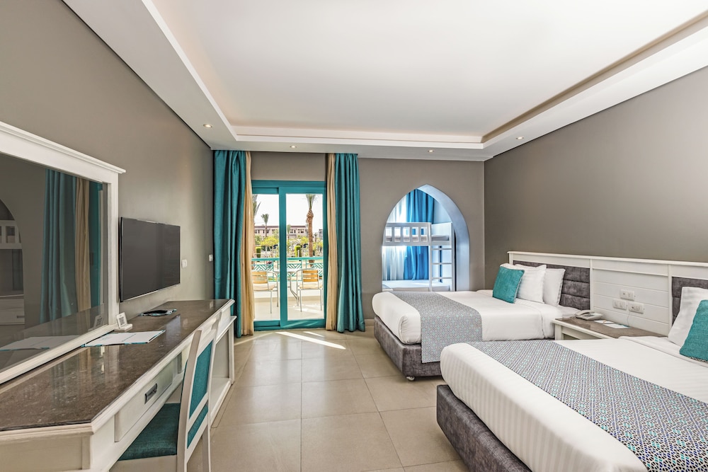 SUNRISE Garden Beach Resort - All inclusive — Hotel rooms in Hurghada, Red Sea