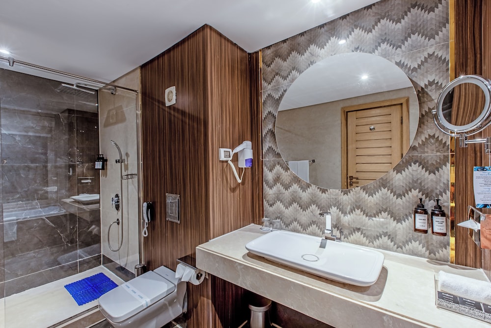SUNRISE Garden Beach Resort - All inclusive — Hotel rooms in Hurghada, Red Sea