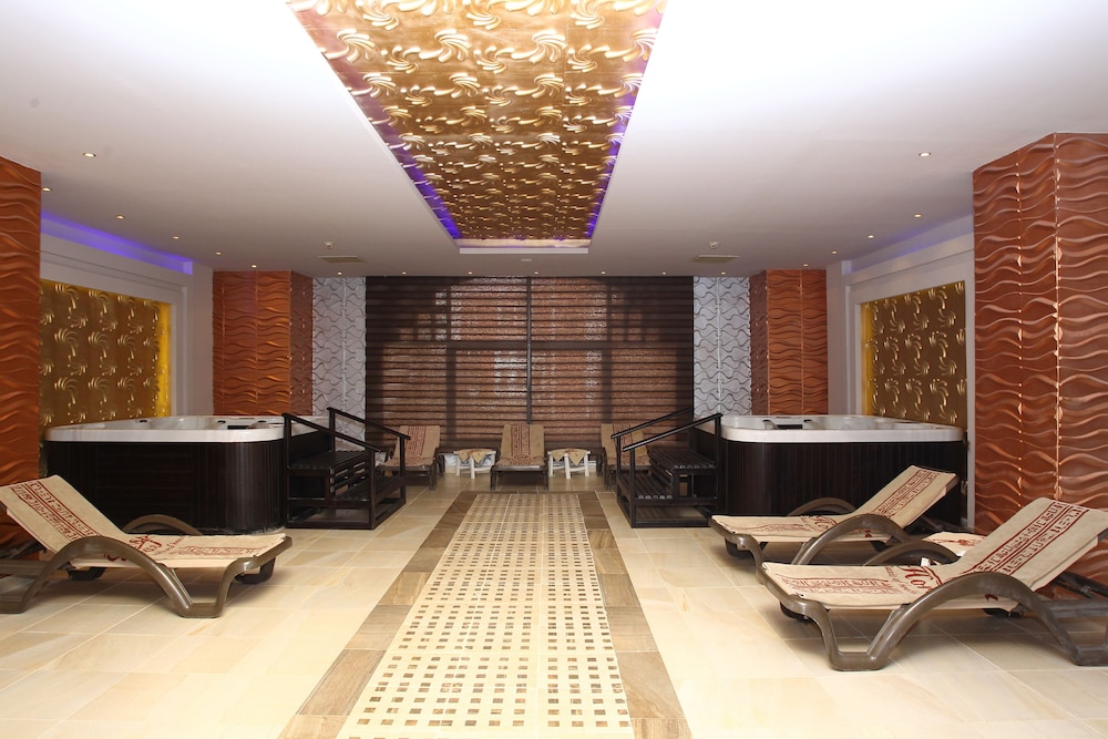 SUNRISE Garden Beach Resort - All inclusive — Spa in Hurghada, Red Sea