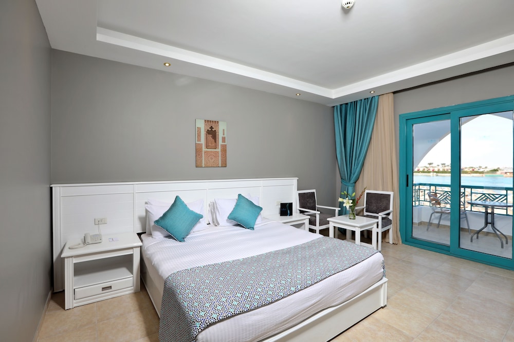 SUNRISE Garden Beach Resort - All inclusive — Hotel rooms in Hurghada, Red Sea