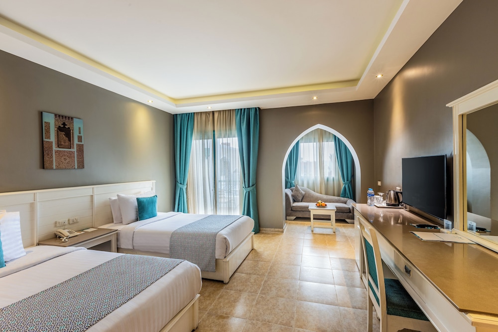 SUNRISE Garden Beach Resort - All inclusive — Hotel rooms in Hurghada, Red Sea
