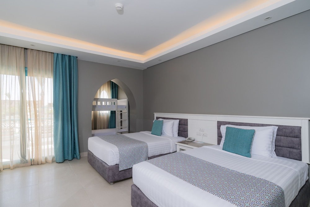 SUNRISE Garden Beach Resort - All inclusive — Hotel rooms in Hurghada, Red Sea