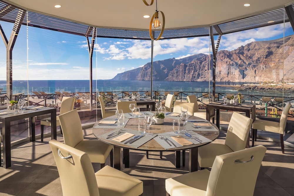 Barceló Santiago - Adults Only — Restaurant in Puerto de Santiago, Canary Islands