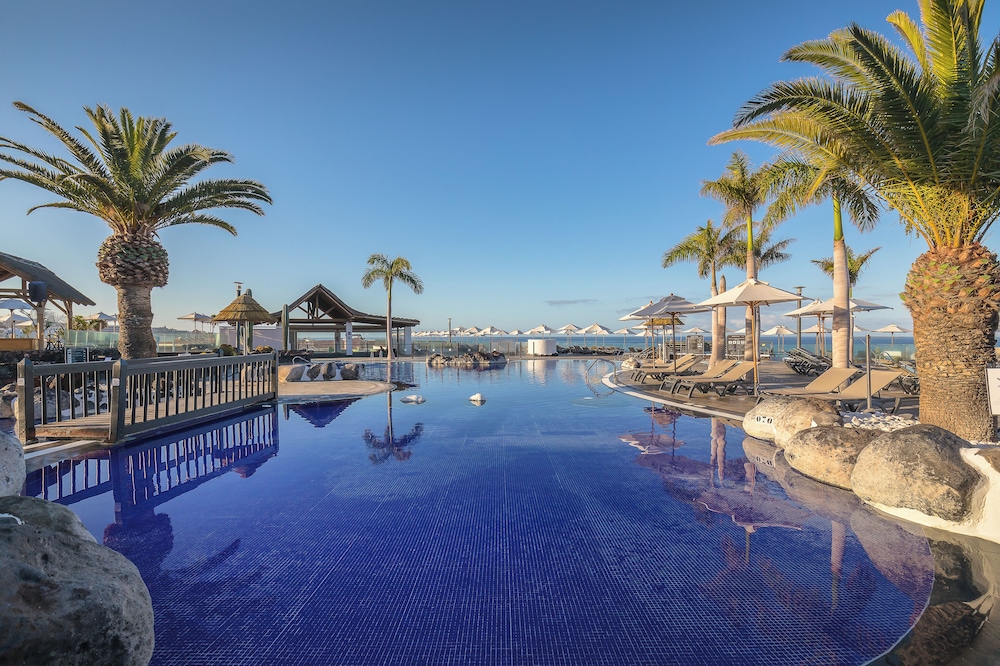 Barceló Santiago - Adults Only — Swimming pool in Puerto de Santiago, Canary Islands