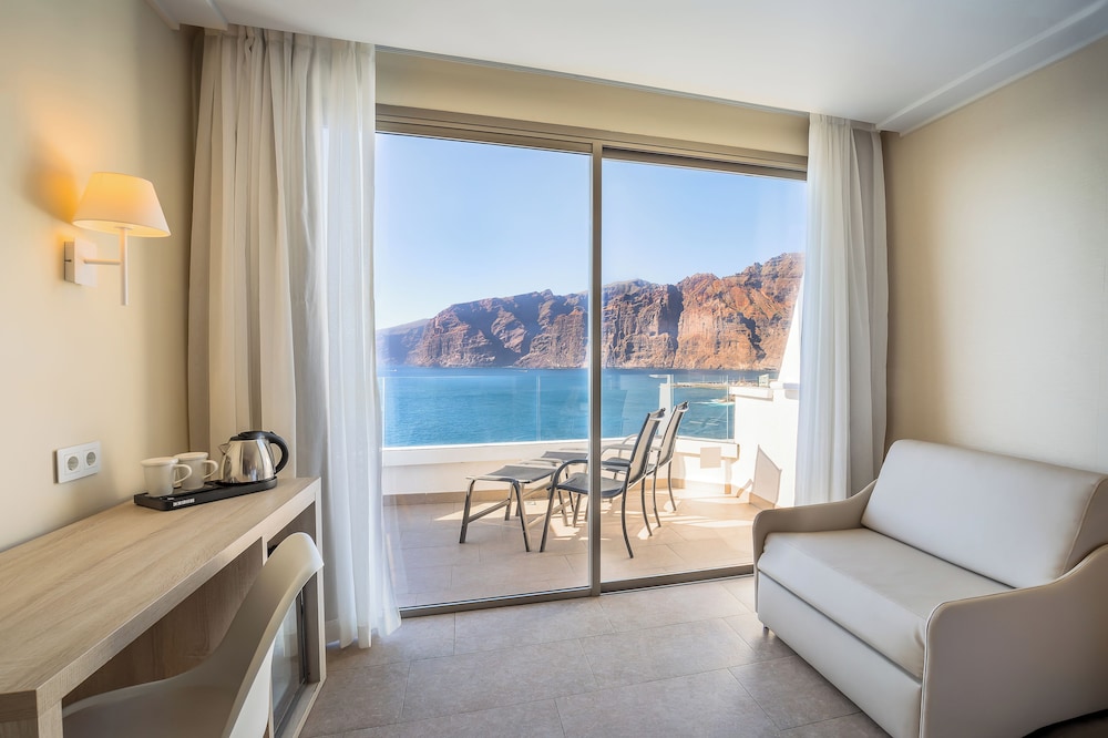 Barceló Santiago - Adults Only — Rooms in Puerto de Santiago, Canary Islands