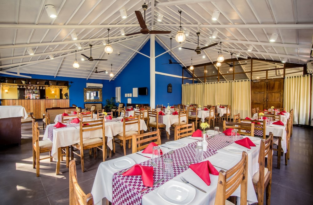 Aldeia Santa Rita — Restaurant & bars in Candolim, Goa
