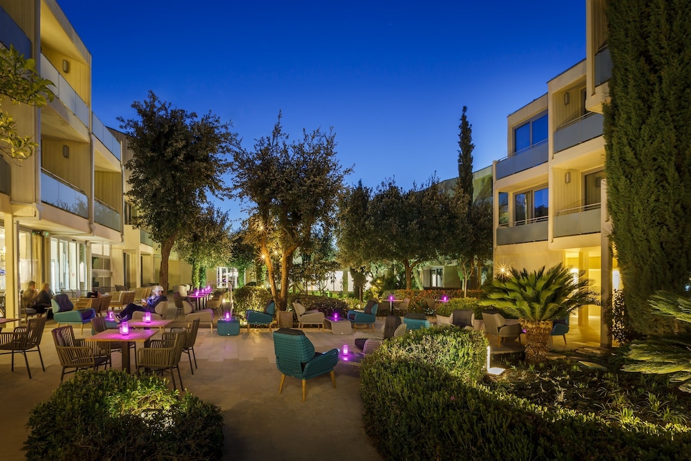 Valamar Argosy Hotel — Hotel building in Dubrovnik, Dubrovnik-Neretva