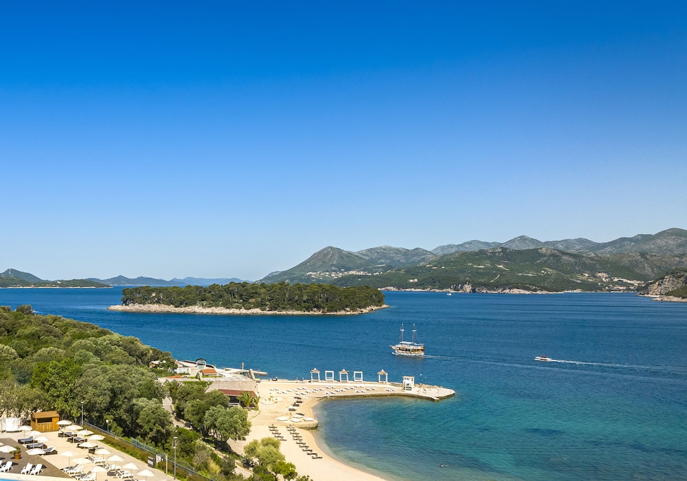 Valamar Argosy Hotel — Beach in Dubrovnik, Dubrovnik-Neretva