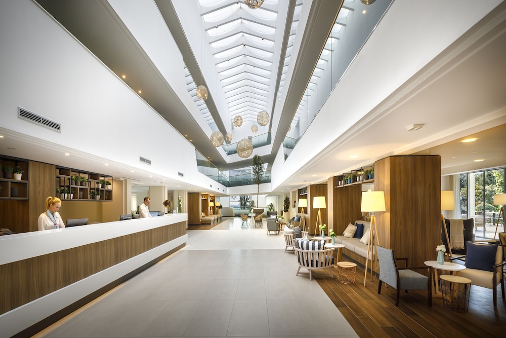 Valamar Argosy Hotel — Hotel building in Dubrovnik, Dubrovnik-Neretva