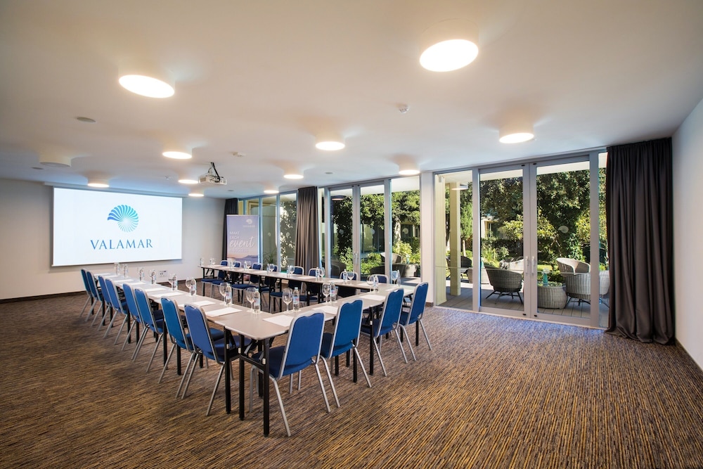 Valamar Argosy Hotel — Hotel building in Dubrovnik, Dubrovnik-Neretva