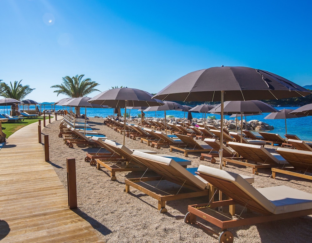 Valamar Argosy Hotel — Beach in Dubrovnik, Dubrovnik-Neretva