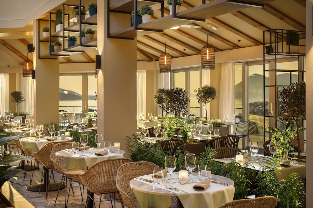 Valamar Argosy Hotel — Restaurant & bars in Dubrovnik, Dubrovnik-Neretva