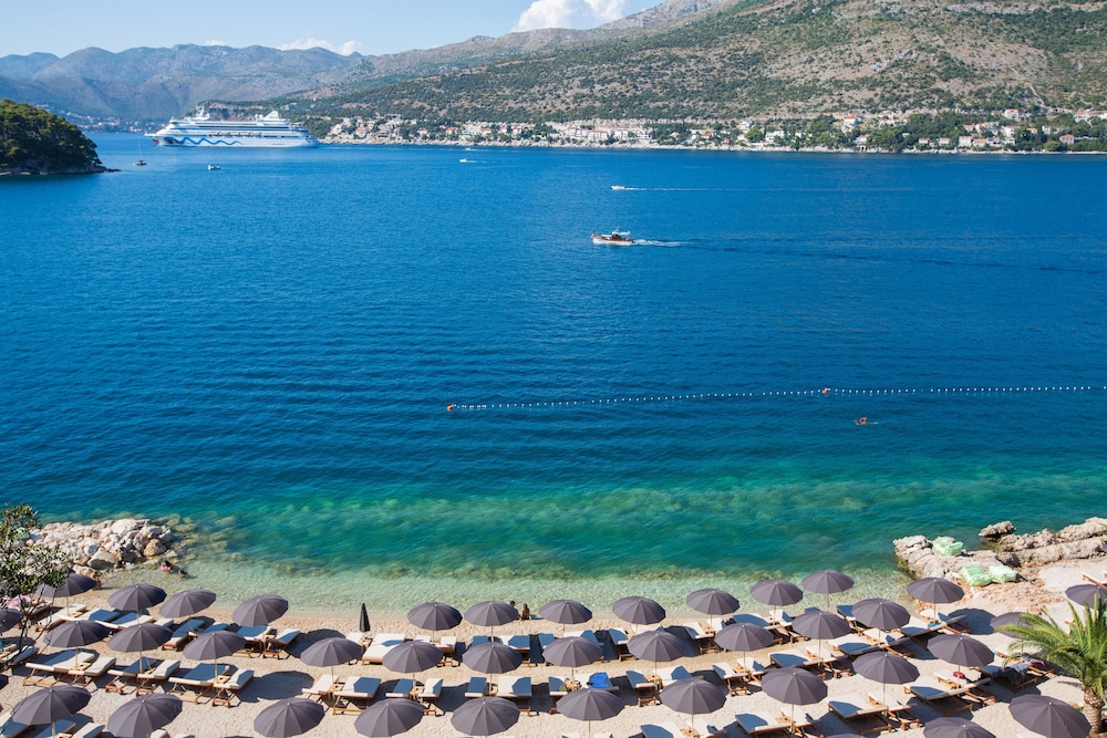 Valamar Argosy Hotel — Beach in Dubrovnik, Dubrovnik-Neretva