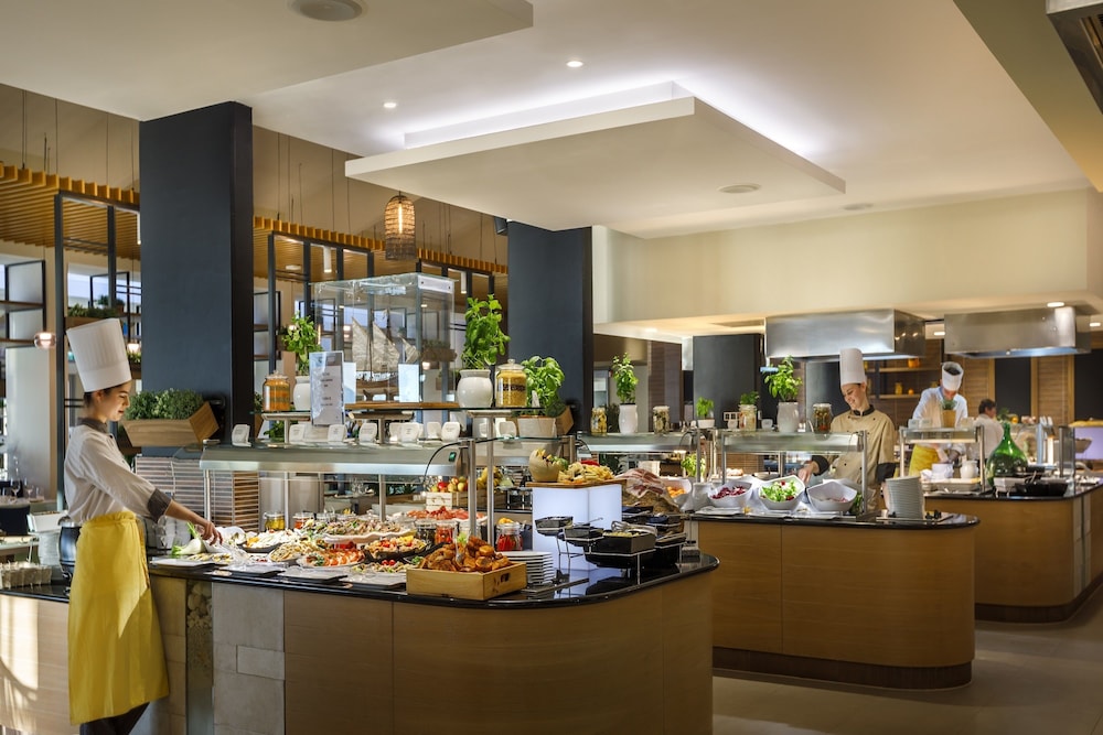 Valamar Argosy Hotel — Restaurant & bars in Dubrovnik, Dubrovnik-Neretva