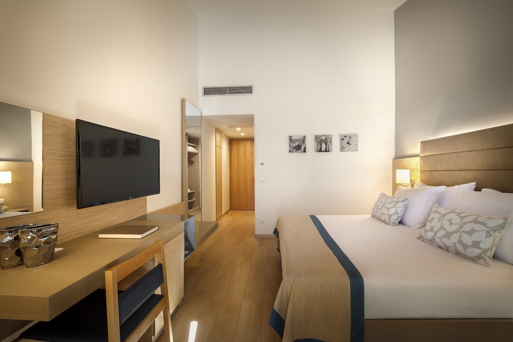 Valamar Argosy Hotel — Hotel rooms in Dubrovnik, Dubrovnik-Neretva