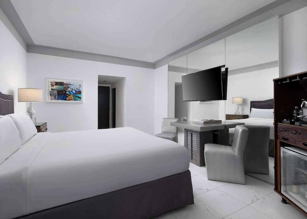 Nautilus Sonesta Miami Beach — Hotel rooms in Miami, Florida