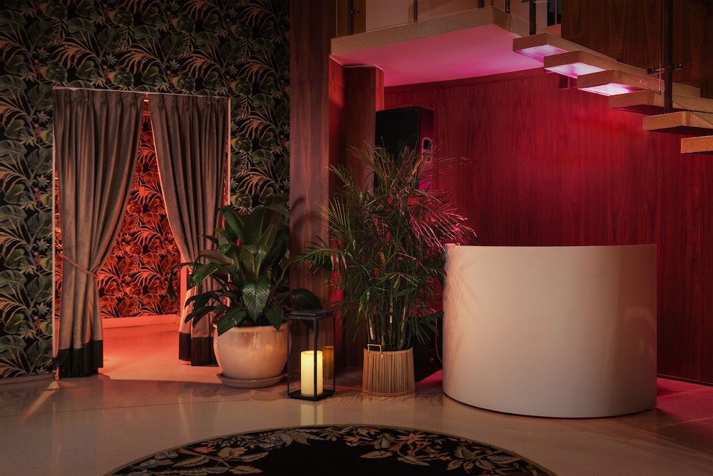 Nautilus Sonesta Miami Beach — Restaurant & bars in Miami, Florida