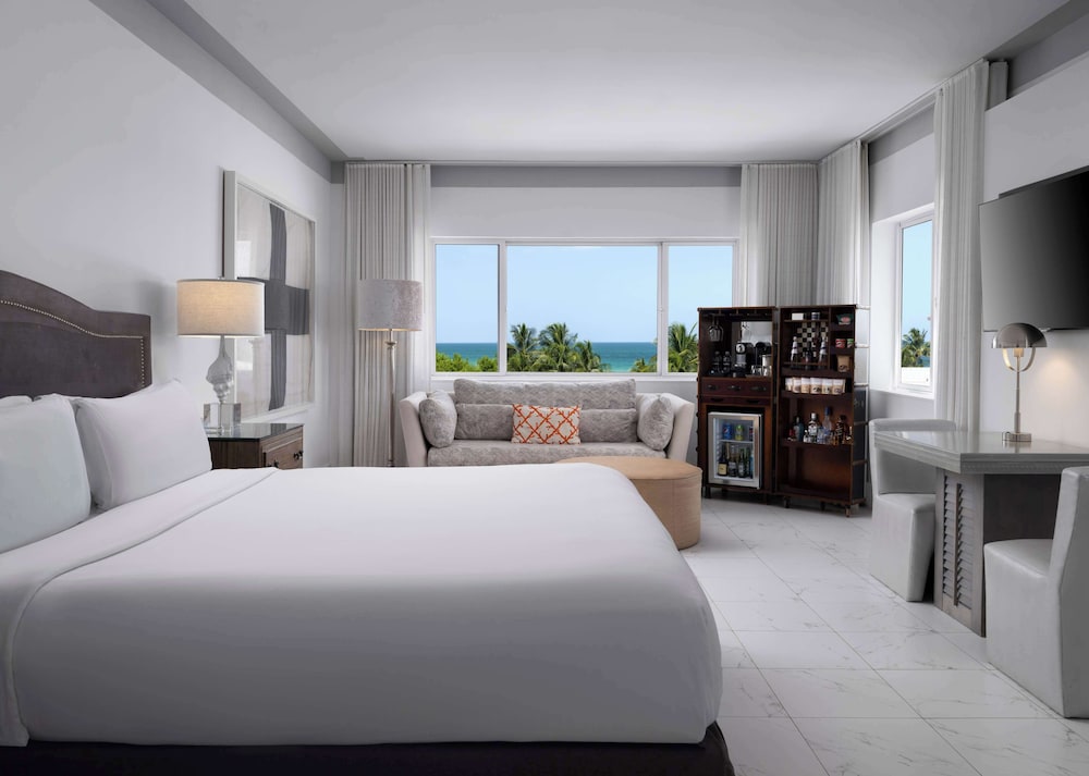 Nautilus Sonesta Miami Beach — Hotel rooms in Miami, Florida