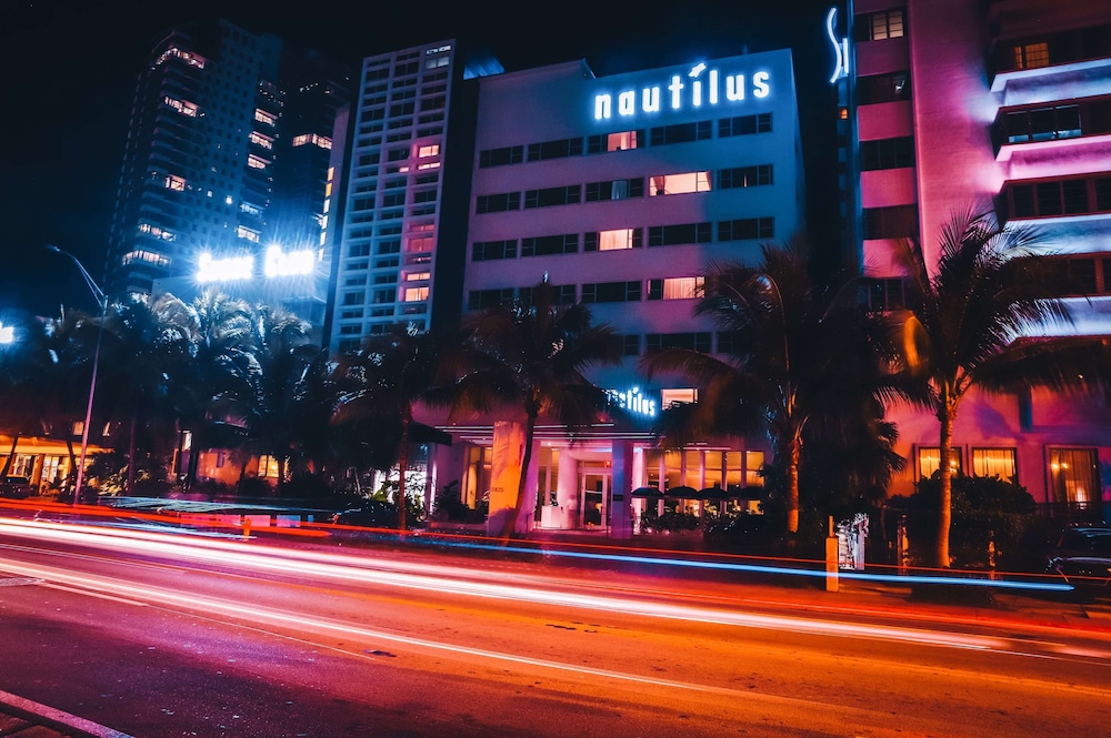 Nautilus Sonesta Miami Beach — Hotel building in Miami, Florida