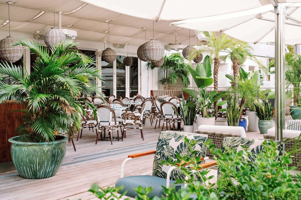Nautilus Sonesta Miami Beach — Restaurant & bars in Miami, Florida